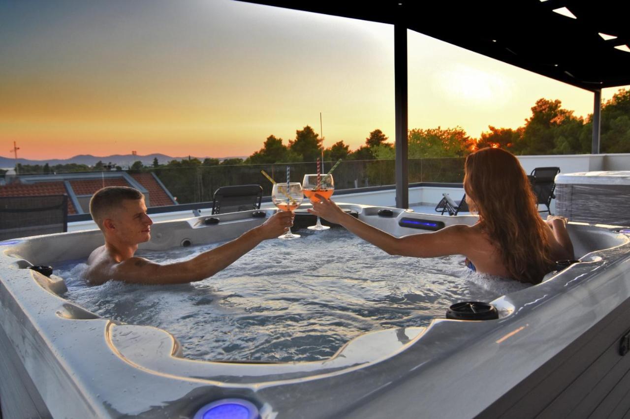 Appartamento Bruno - Luxury Penthouse With Jacuzzi Zara
