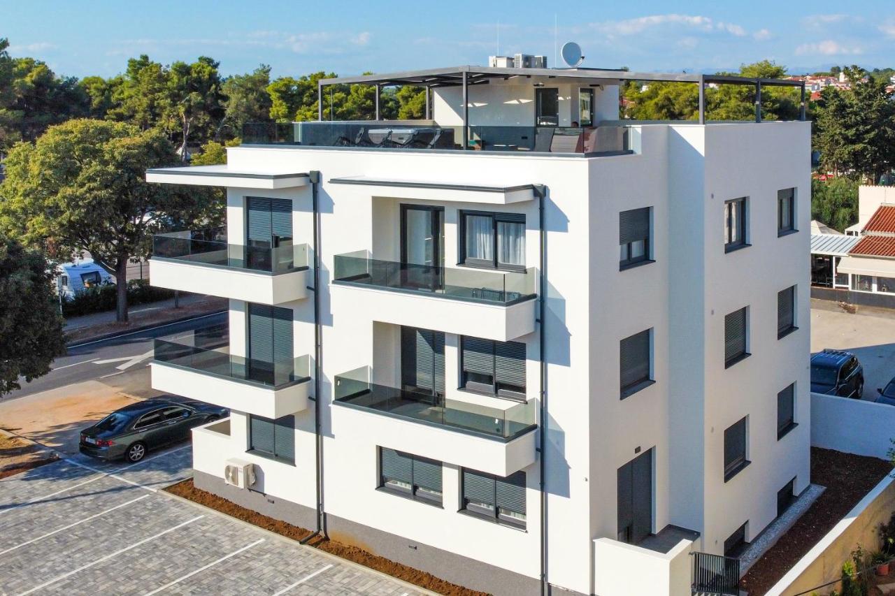 Bruno - Luxury Penthouse With Jacuzzi Appartamento Zara