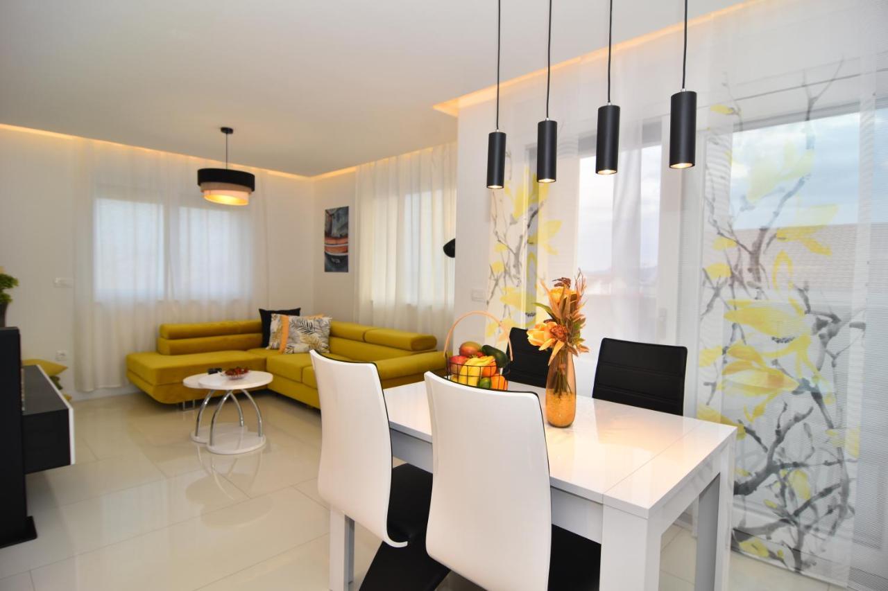 Bruno - Luxury Penthouse With Jacuzzi Appartamento Zara
