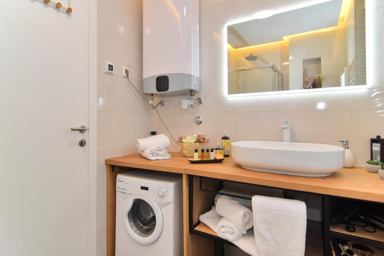 Bruno - Luxury Penthouse With Jacuzzi Appartamento Zara