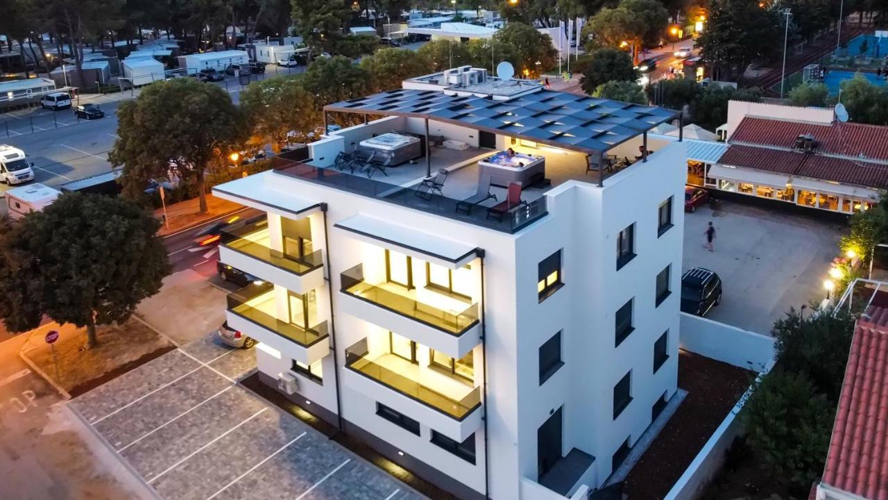 Bruno - Luxury Penthouse With Jacuzzi * Zara