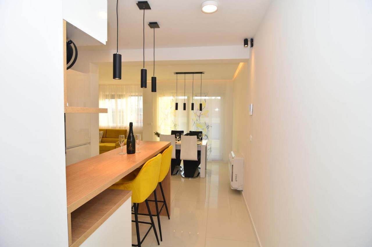 Bruno - Luxury Penthouse With Jacuzzi Zara